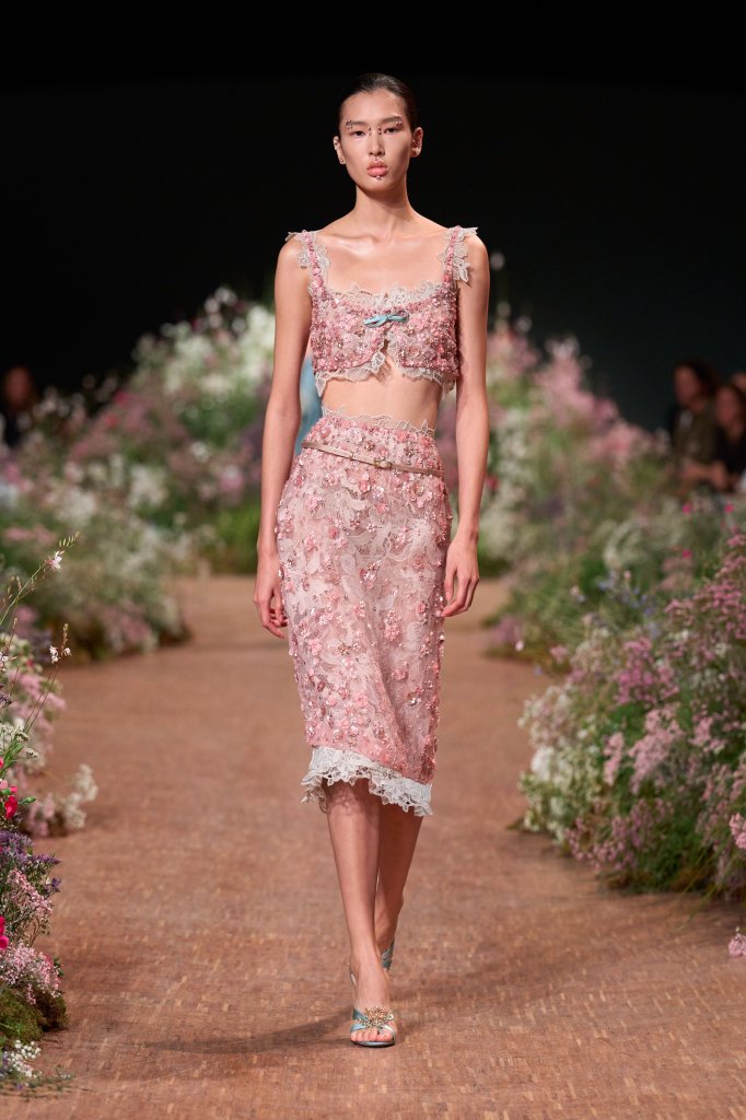 艾莉&middot;萨博 Elie Saab 2027春夏高级成衣秀 - Paris Spring 2027