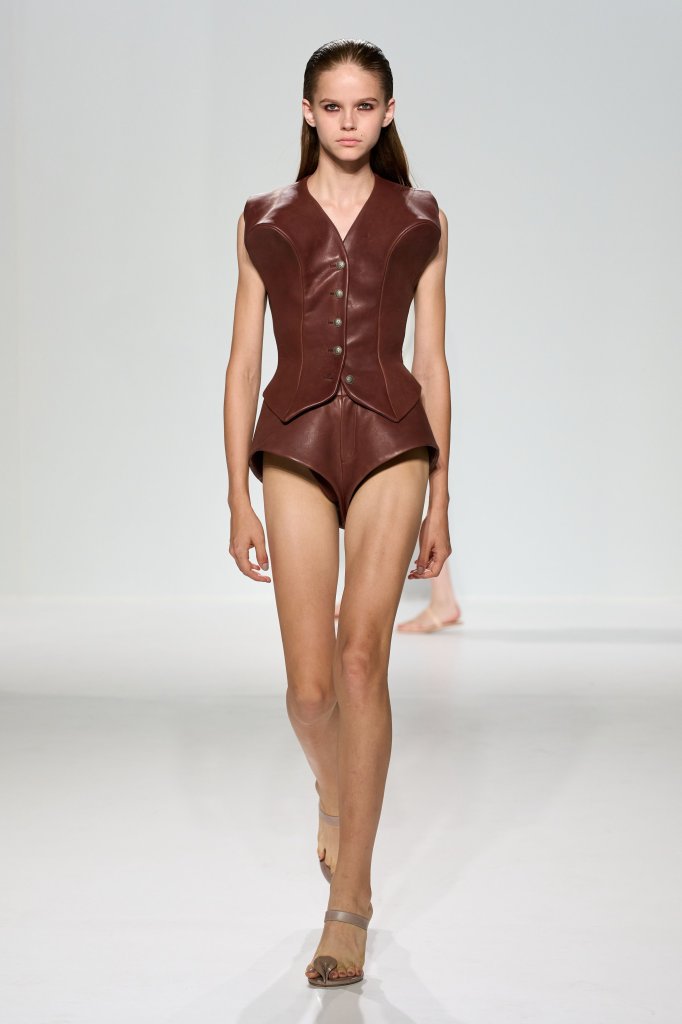 高缇耶 Jean Paul Gaultier 2027春夏高级成衣秀 - Paris Spring 2027