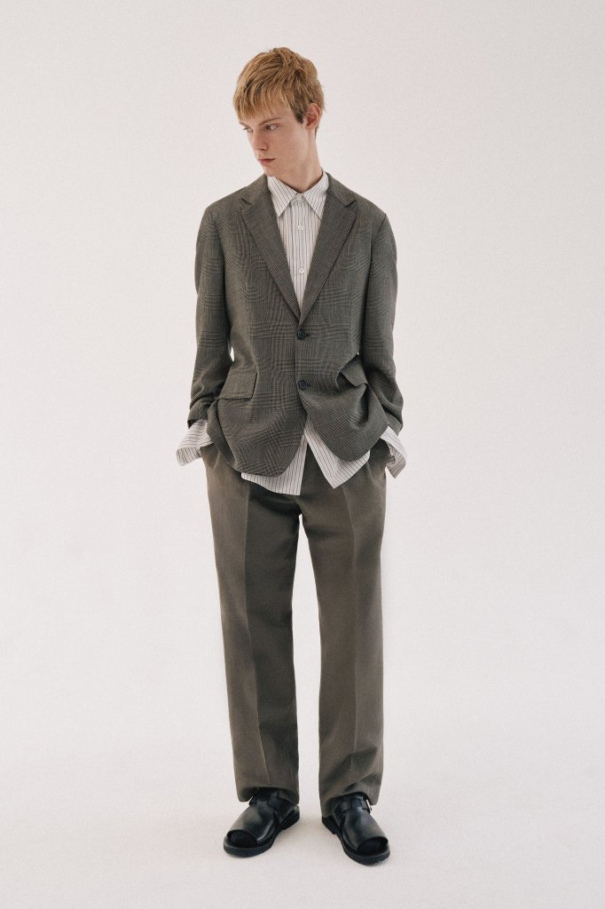 玛格丽特&middot;霍威尔 Margaret Howell 2027春夏高级成衣Lookbook