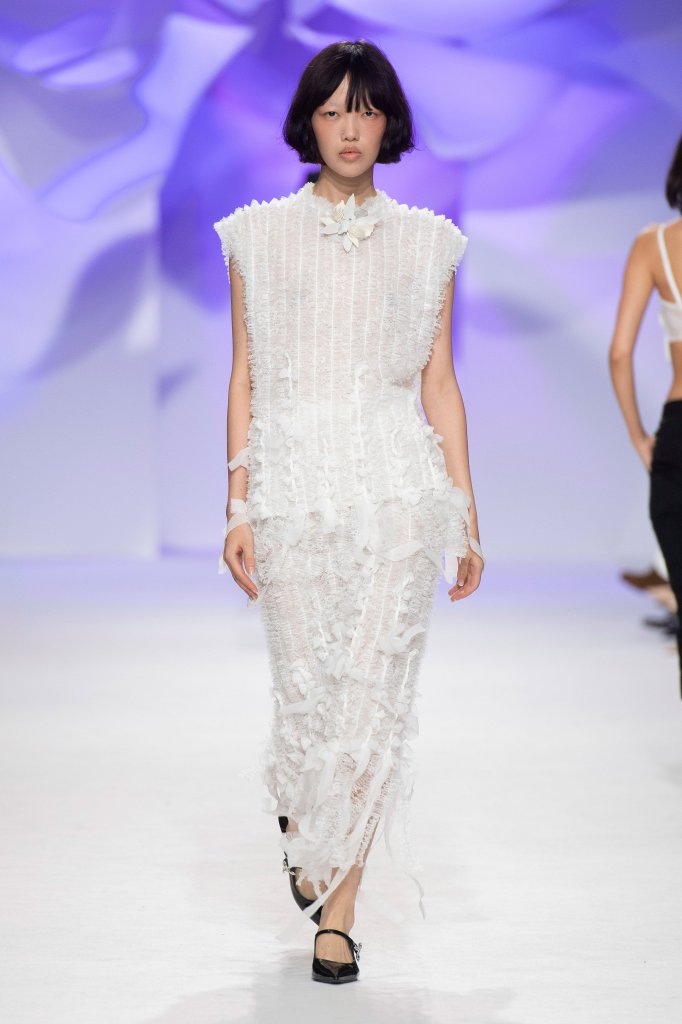 夏姿&middot;陈 Shiatzy Chen 2027春夏高级成衣秀 - Paris Spring 2027
