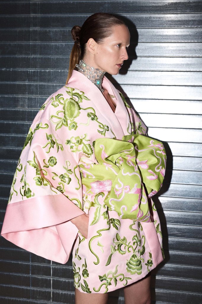纳伊&middot;姆汗 Naeem Khan 2027春夏高级成衣Lookbook